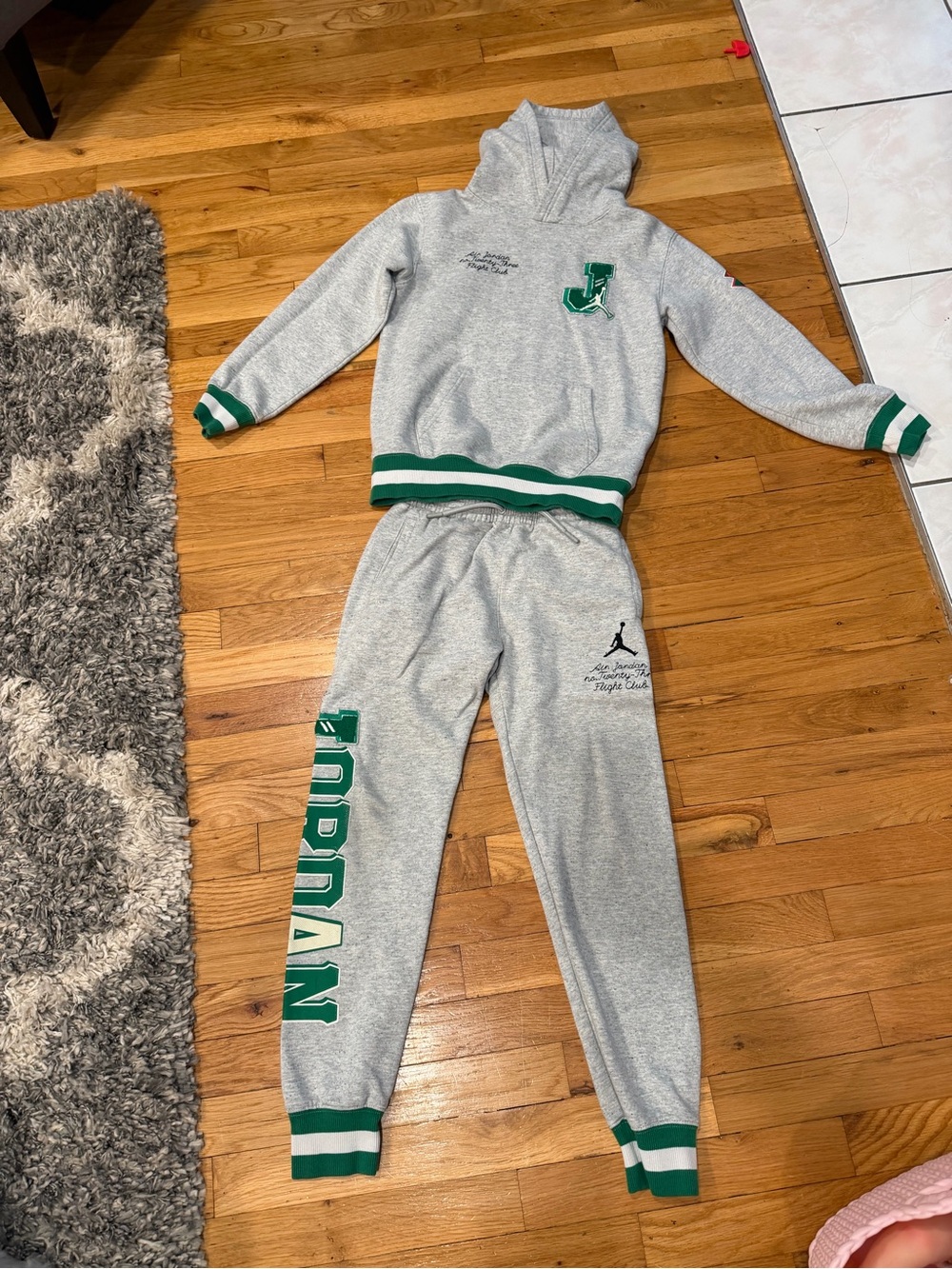 Jordan Grey Sweatshirt & Joggers Set with Green Accents